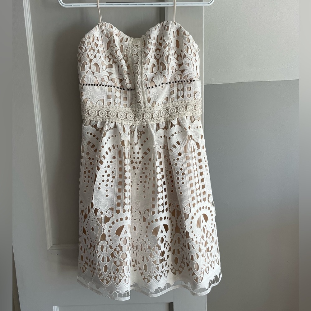 Strapless Adelyn Rae white and cream midi dress